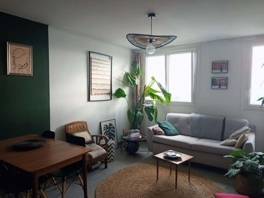 Apartment Sunny Flat In *